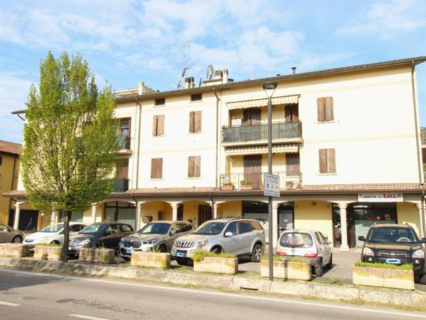 appartamento in vendita a Cadelbosco di Sopra in zona Cadelbosco di Sotto