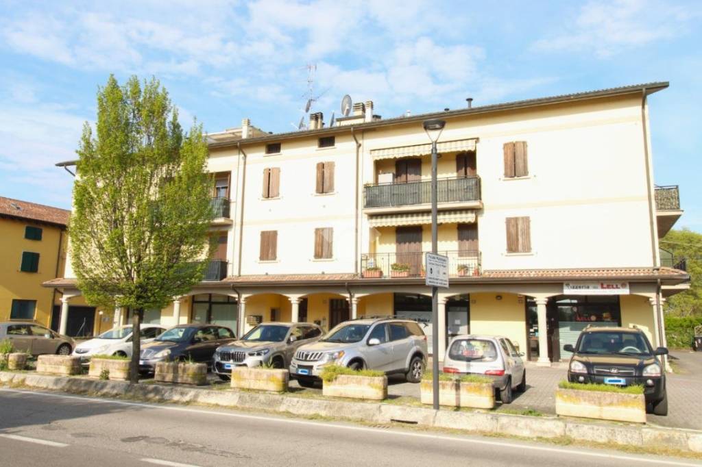appartamento in vendita a Cadelbosco di Sopra in zona Cadelbosco di Sotto
