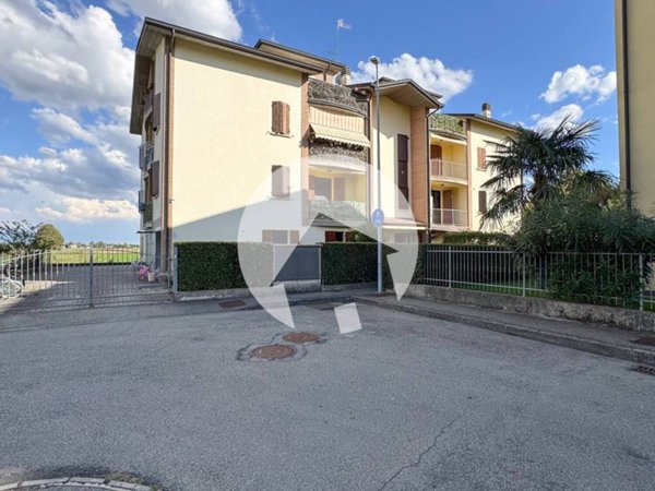 appartamento in vendita a Cadelbosco di Sopra