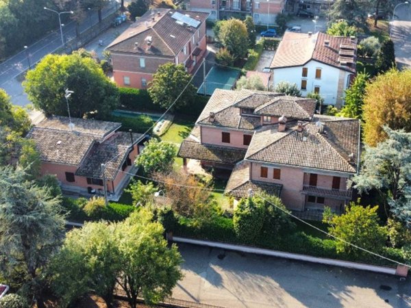 casa indipendente in vendita a Cadelbosco di Sopra