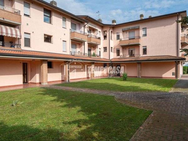 appartamento in vendita a Cadelbosco di Sopra