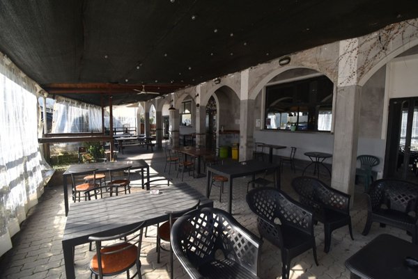 locale commerciale in vendita a Cadelbosco di Sopra