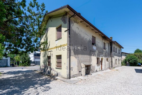 appartamento in vendita a Cadelbosco di Sopra