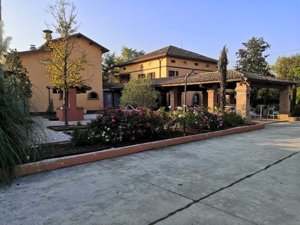 terreno agricolo in vendita a Cadelbosco di Sopra