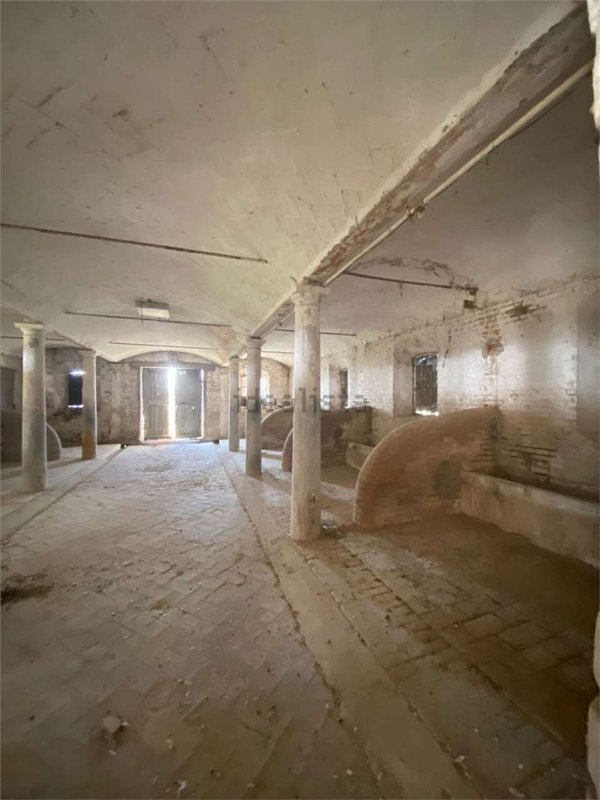 casale in vendita a Cadelbosco di Sopra