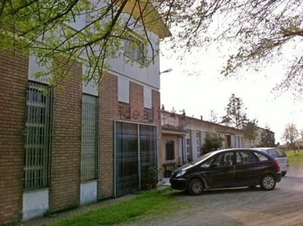 casa indipendente in vendita a Cadelbosco di Sopra