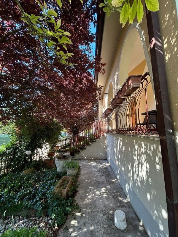 casa indipendente in vendita a Cadelbosco di Sopra