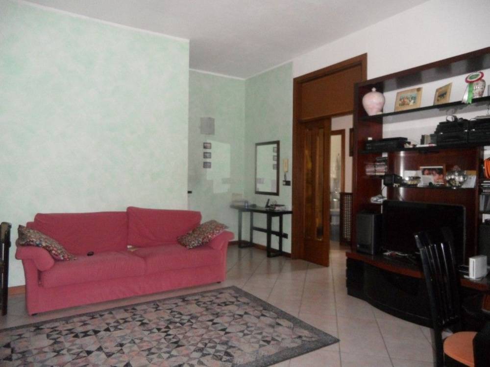 casa indipendente in vendita a Cadelbosco di Sopra