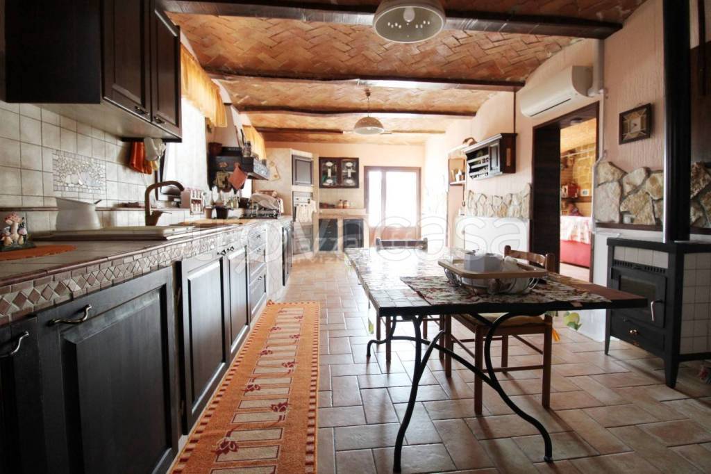 appartamento in vendita a Cadelbosco di Sopra