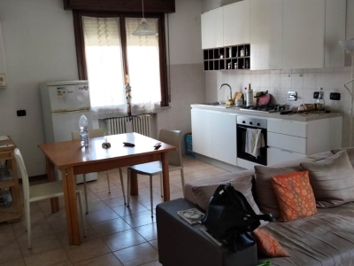 appartamento in vendita a Cadelbosco di Sopra in zona Cadelbosco di Sotto