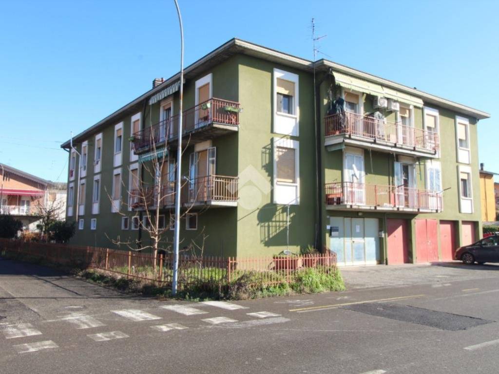 appartamento in vendita a Cadelbosco di Sopra