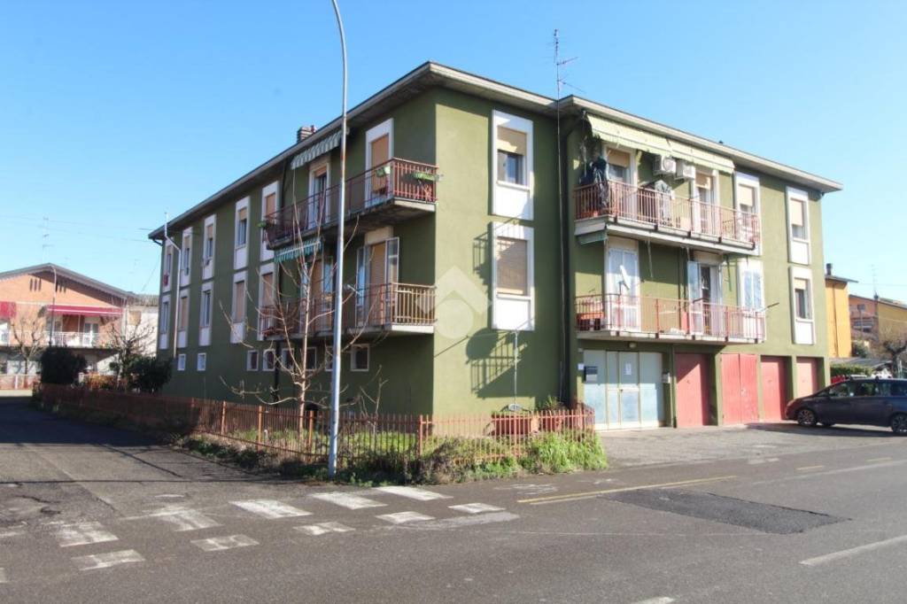 appartamento in vendita a Cadelbosco di Sopra