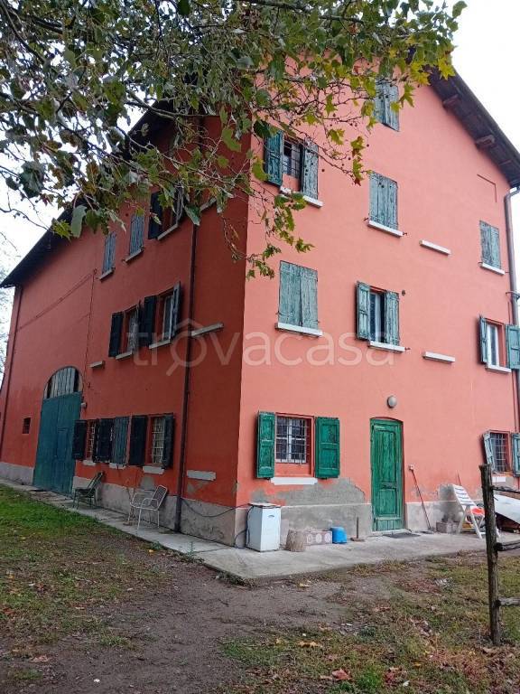 casa indipendente in vendita a Cadelbosco di Sopra in zona Cadelbosco di Sotto