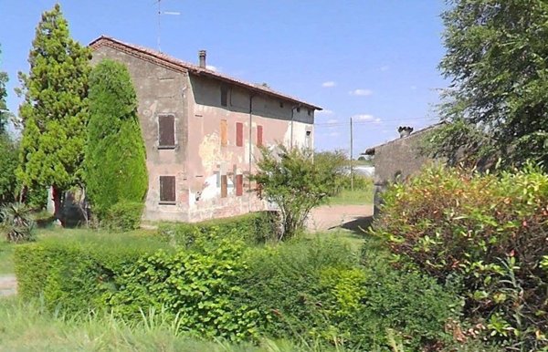 casale in vendita a Cadelbosco di Sopra