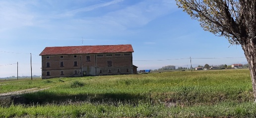 casale in vendita a Cadelbosco di Sopra