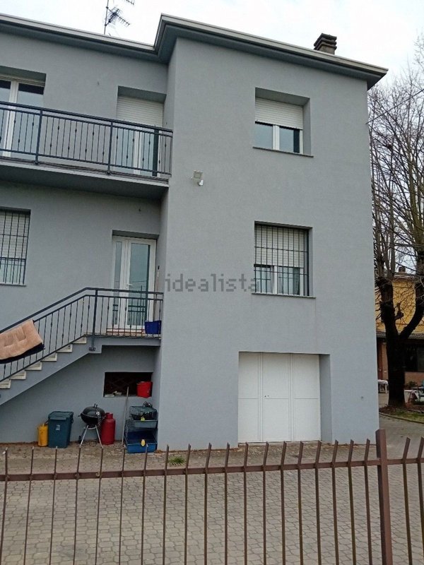 casa indipendente in vendita a Cadelbosco di Sopra in zona Cadelbosco di Sotto