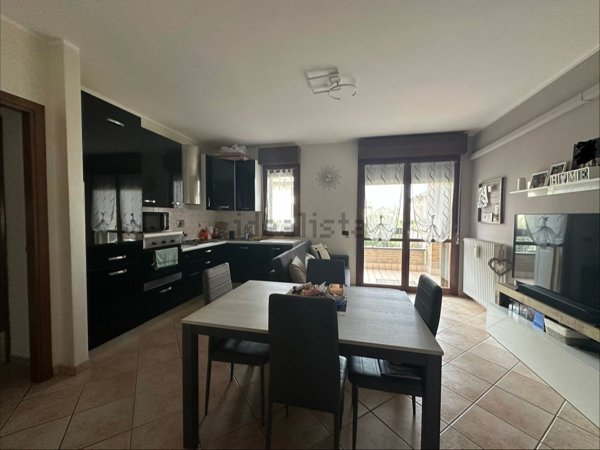 appartamento in vendita a Cadelbosco di Sopra