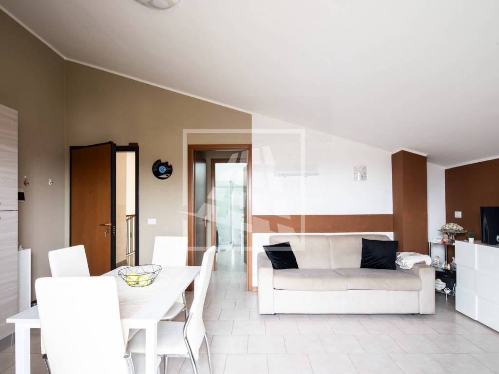 appartamento in vendita a Cadelbosco di Sopra in zona Cadelbosco di Sotto