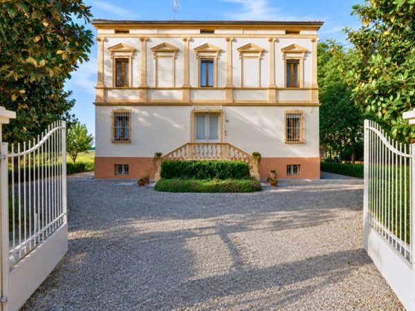 casa indipendente in vendita a Cadelbosco di Sopra in zona Cadelbosco di Sotto
