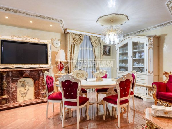 casa indipendente in vendita a Cadelbosco di Sopra in zona Cadelbosco di Sotto