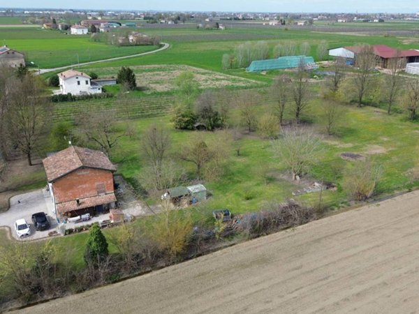casa indipendente in vendita a Campagnola Emilia