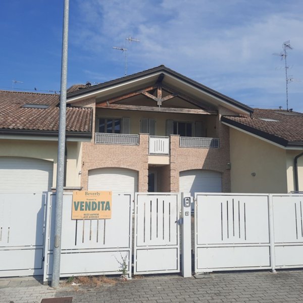 casa indipendente in vendita a Campagnola Emilia