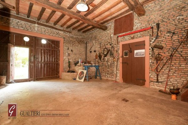 pentavano in vendita a Campagnola Emilia