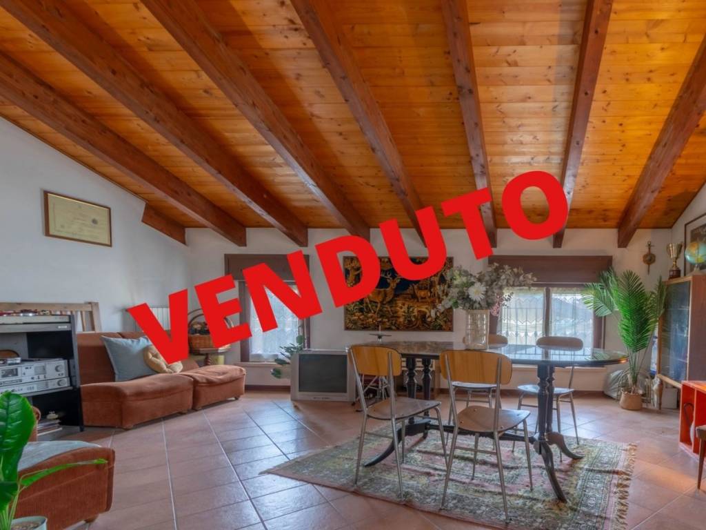 casa indipendente in vendita a Campagnola Emilia
