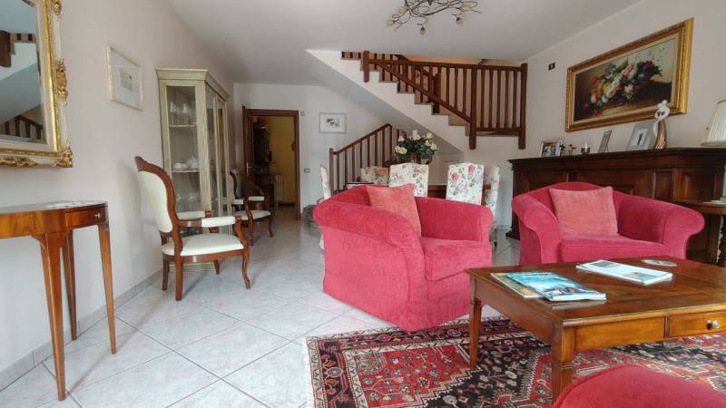 casa indipendente in vendita a Campagnola Emilia