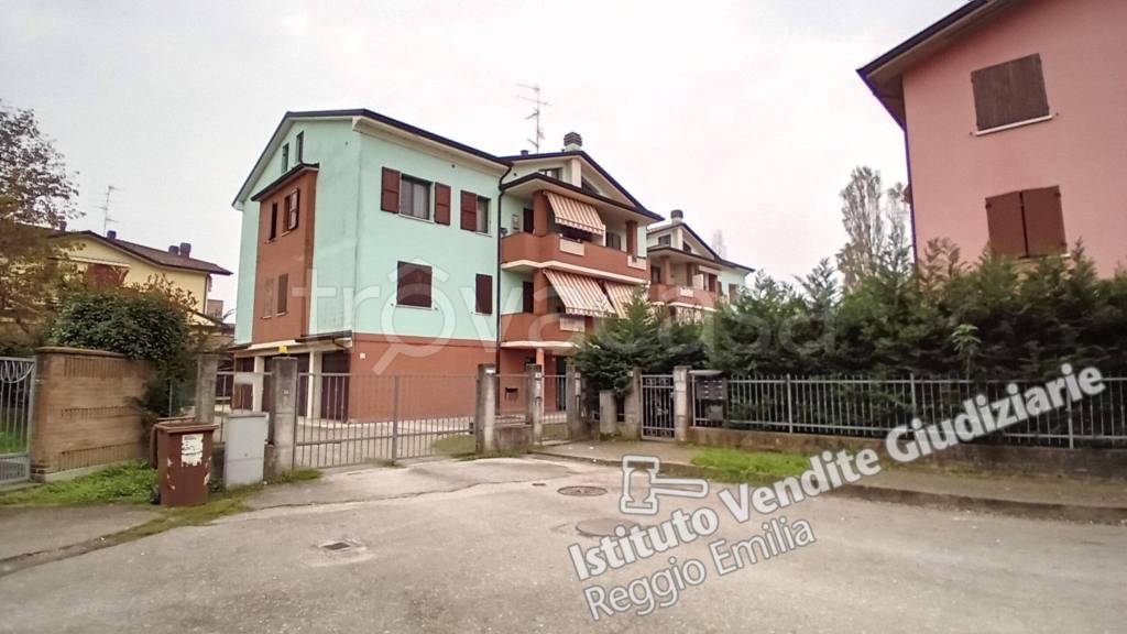appartamento in vendita a Campagnola Emilia