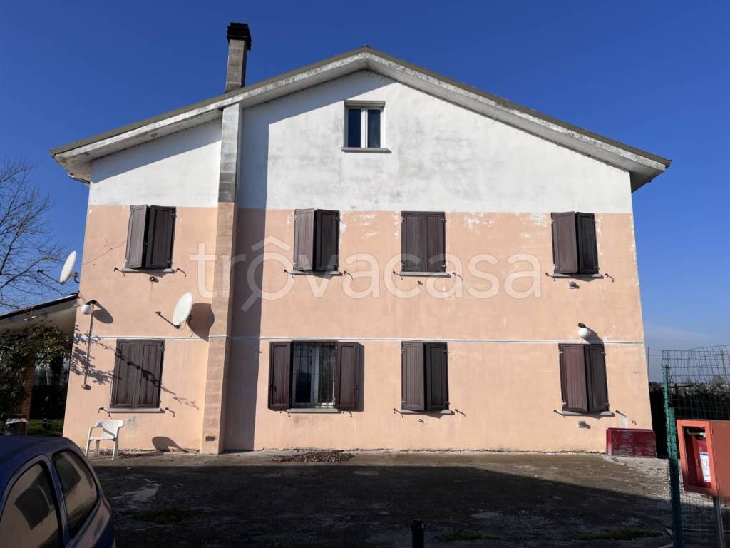 appartamento in vendita a Campagnola Emilia