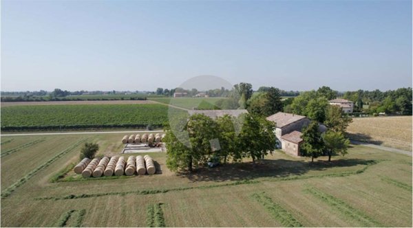 casa indipendente in vendita a Campagnola Emilia