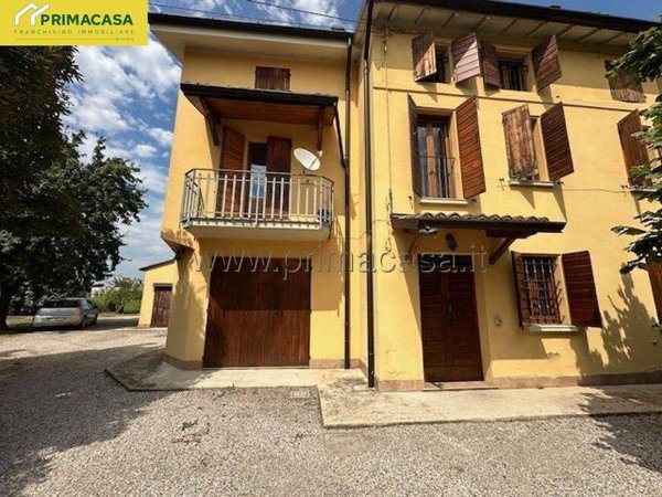 casa indipendente in vendita a Campagnola Emilia