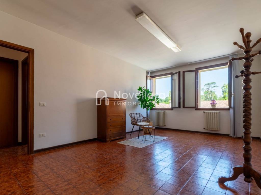 appartamento in vendita a Campagnola Emilia