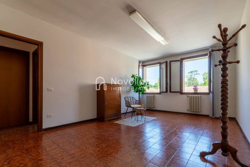 appartamento in vendita a Campagnola Emilia