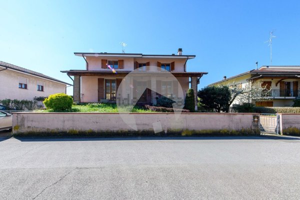 casa indipendente in vendita a Campagnola Emilia