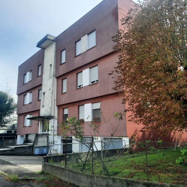 appartamento in vendita a Campagnola Emilia