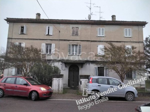 appartamento in vendita a Campagnola Emilia