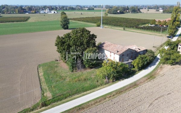 casa indipendente in vendita a Campagnola Emilia