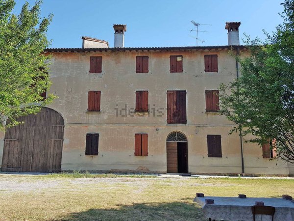 appartamento in vendita a Campagnola Emilia