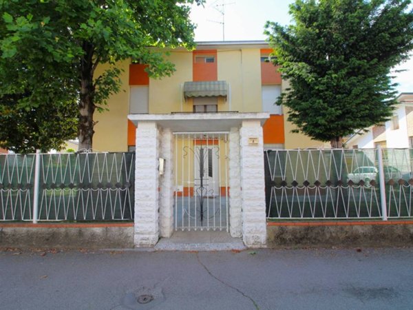 casa indipendente in vendita a Campagnola Emilia