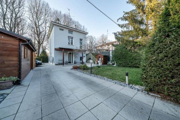 casa indipendente in vendita a Campagnola Emilia