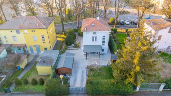 casa indipendente in vendita a Campagnola Emilia