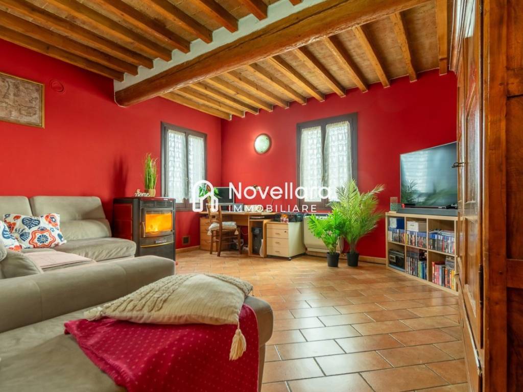 casa indipendente in vendita a Campagnola Emilia