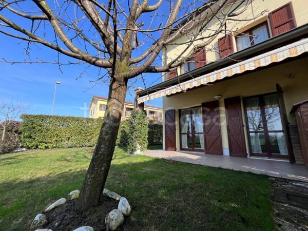 casa indipendente in vendita a Campagnola Emilia