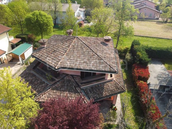 casa indipendente in vendita a Campagnola Emilia