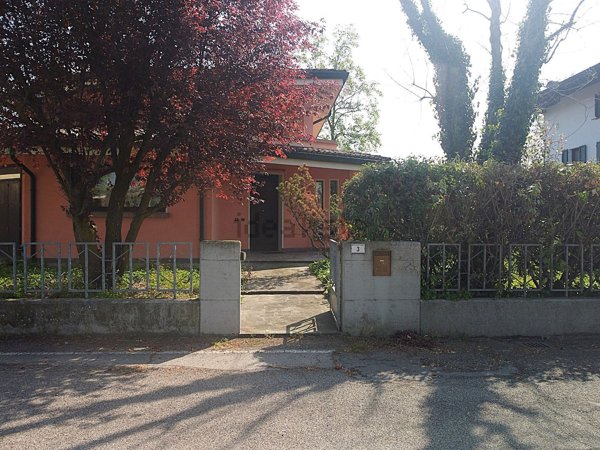 casa indipendente in vendita a Campagnola Emilia