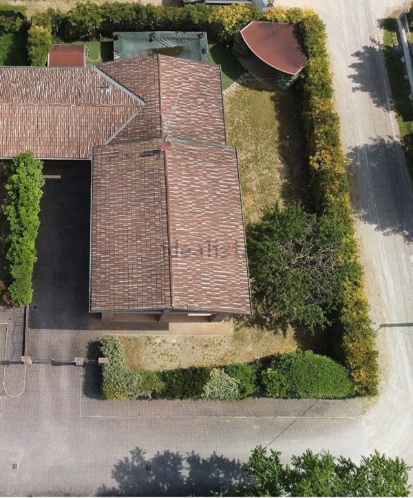 casa indipendente in vendita a Campagnola Emilia