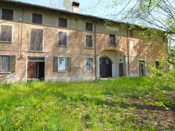 pentavano in vendita a Campagnola Emilia