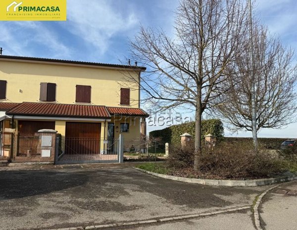 casa indipendente in vendita a Campagnola Emilia in zona Cognento